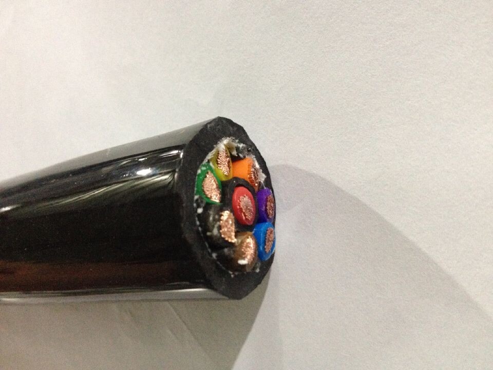 聚氨酯防海水電纜 聚氨酯防海水電纜